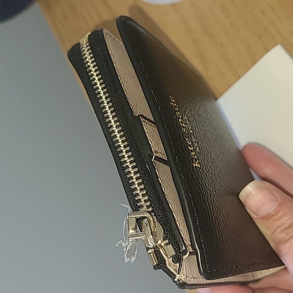 NWOT Kate Spade Black Pebbled Leather Wallet - Picture 7 of 8